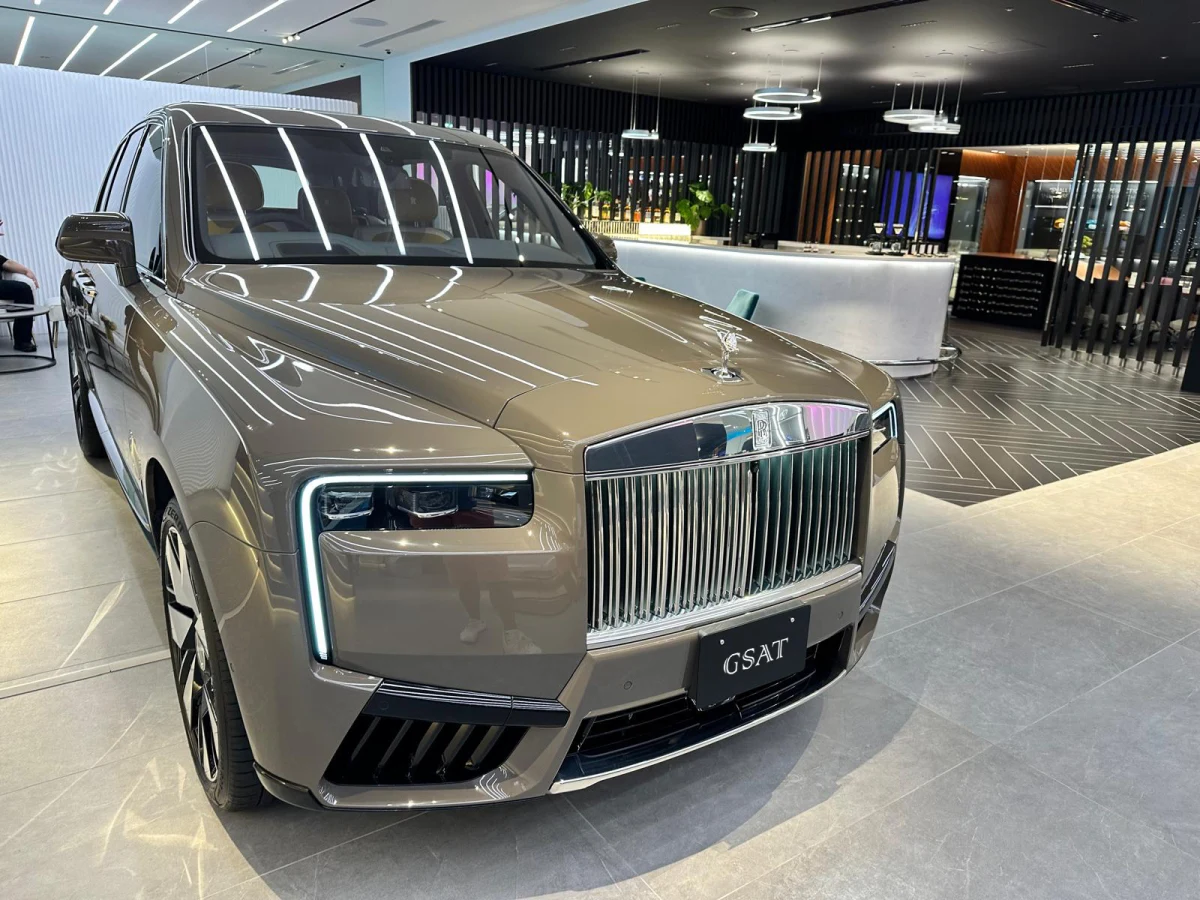 2025 Rolls-Royce Cullinan Series II: A New Era of Luxury (No.J01006) for export from Japan