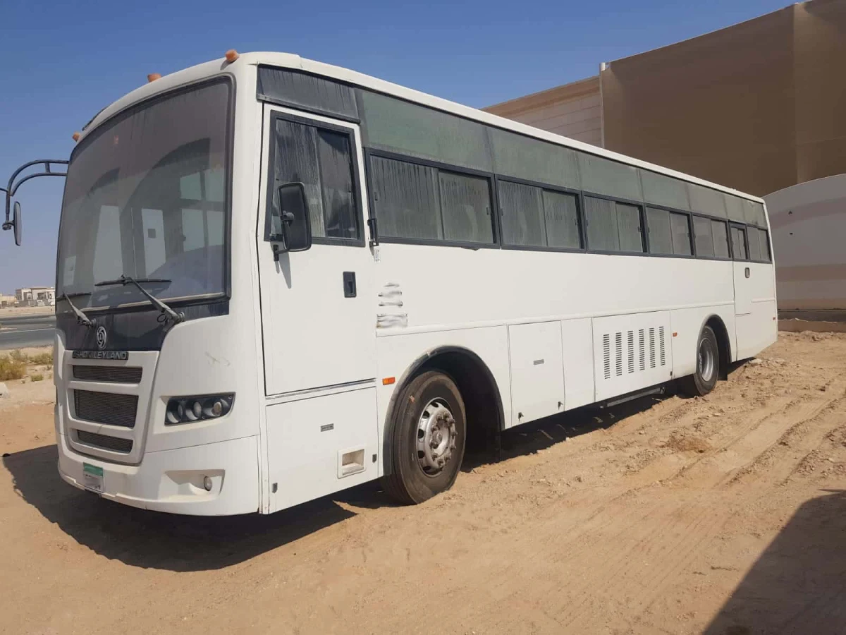 2017 Ashok Leyland Long bus (No.830738) for export from Japan