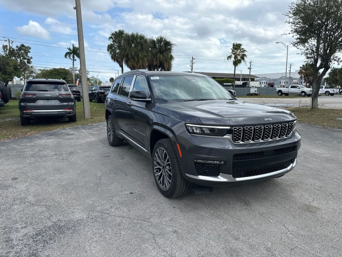 2025 RHD New Jeep Grand Cherokee L Summit Reserve 7 Seater SUV (No.390917) for export from Japan