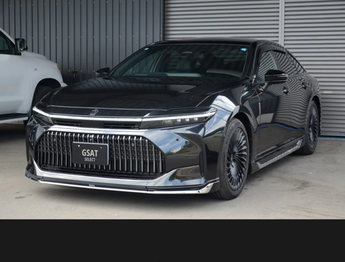 2026 Toyota Crown 2.5 Z THE 70th Hybrid for export from Japan