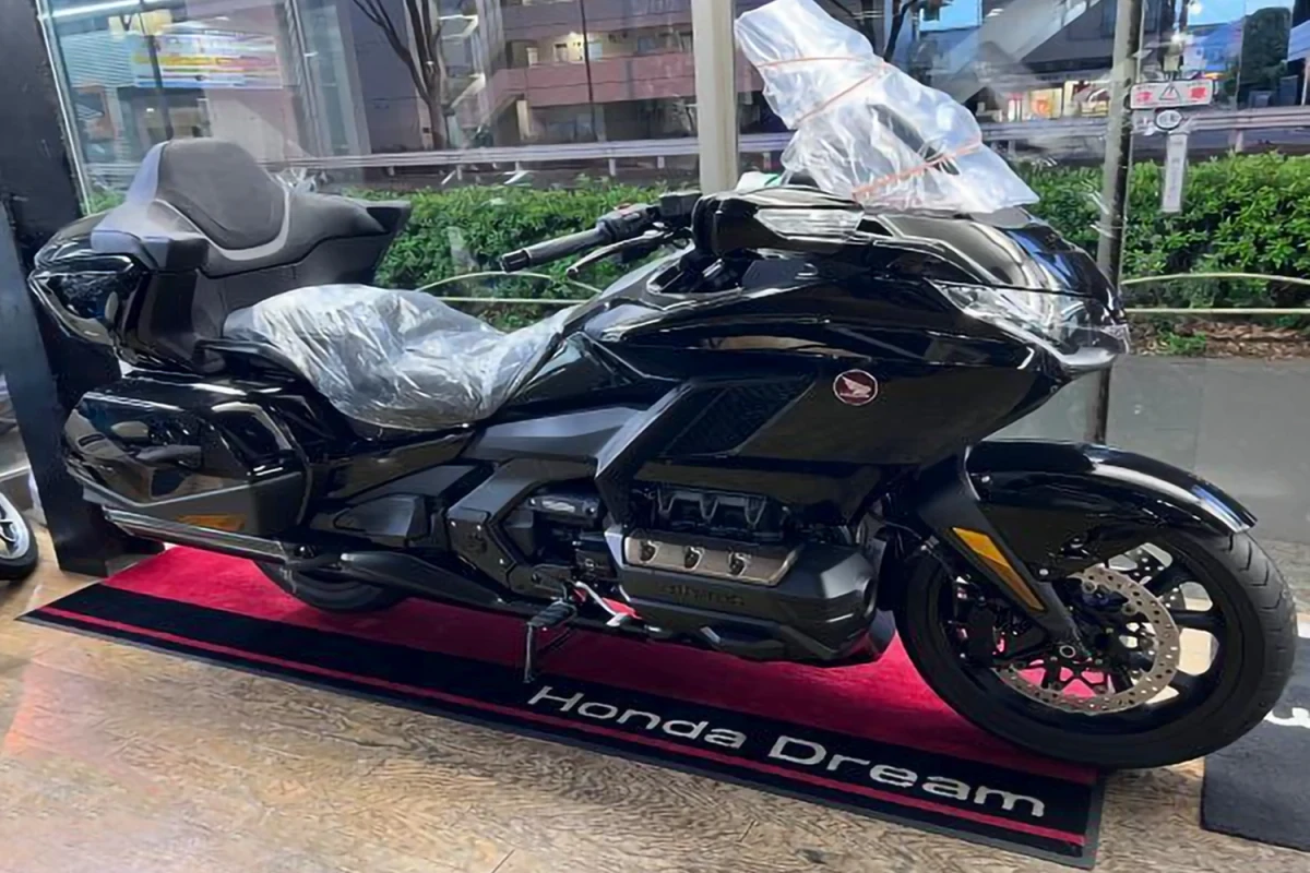 Honda Goldwing GL1800   Certified Used Car (No-770699)