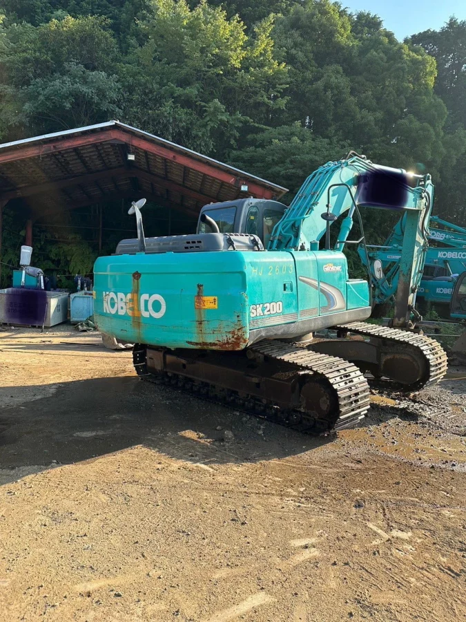 KOBELCO SK200 Excavator (No.J0744)