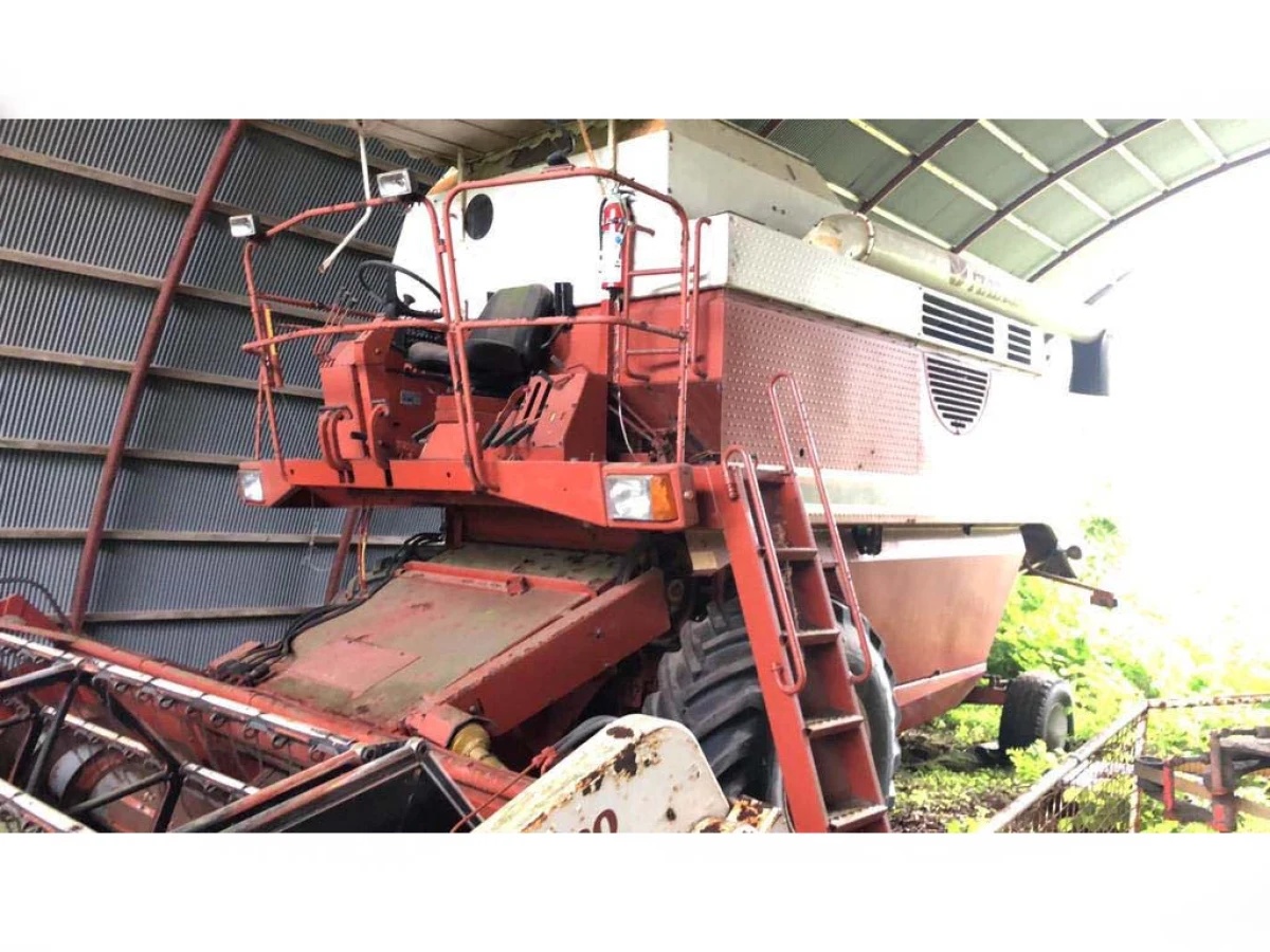 Laverda 3420 Combine Harvester (No.J0833) for export from Japan