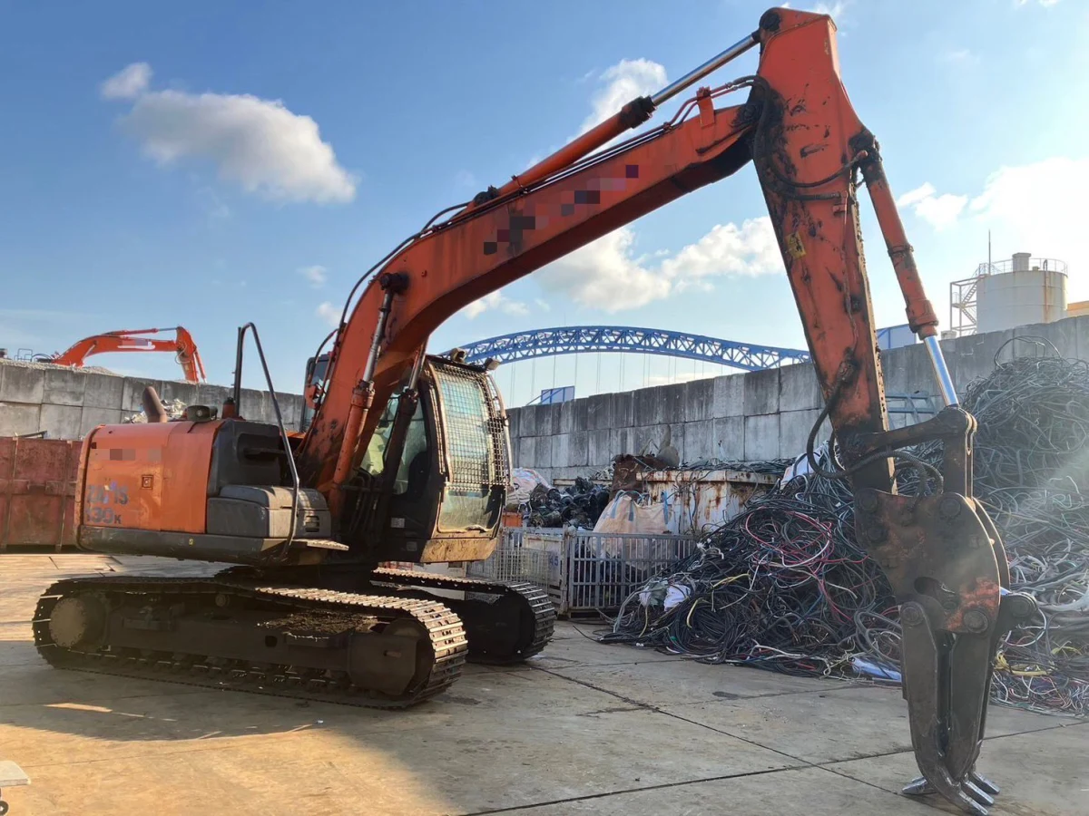 Hitachi Excavator ZX130 (No.850801) for export from Japan