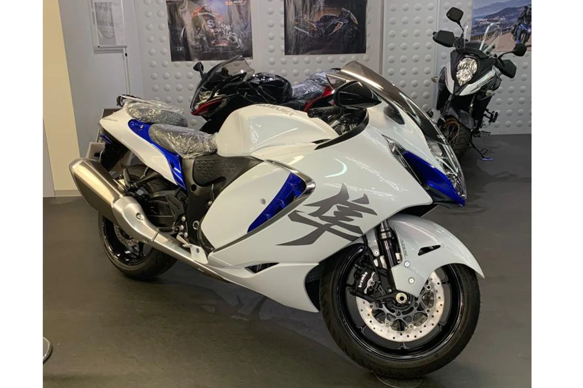 2023 Suzuki Hayabusa ABS / LED / ETC (No.J0815) for export from Japan