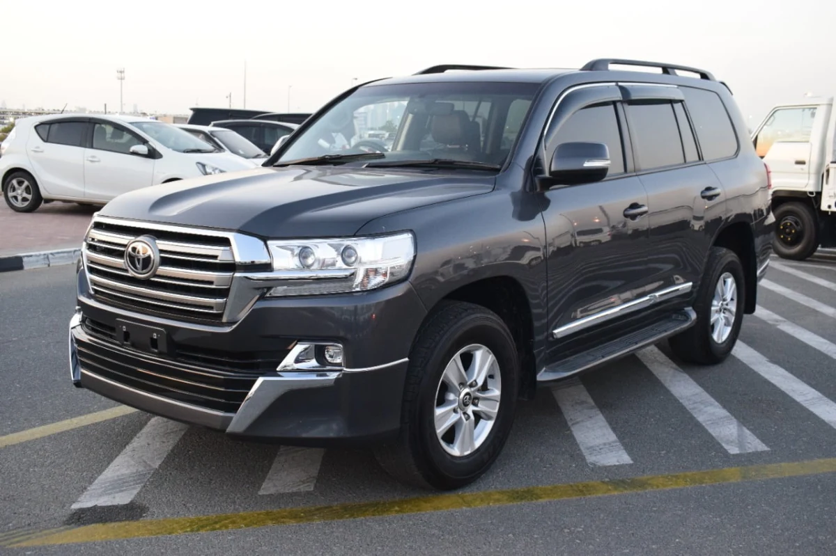2016 Toyota Land Cruiser full option Grey (No.830777) for export from Japan