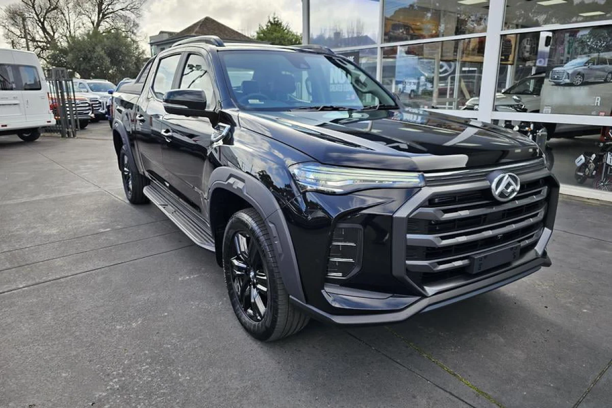 2025 LDV T60 Max LUXE Mega Tub LWB Pickup (No.480768) for export from Japan