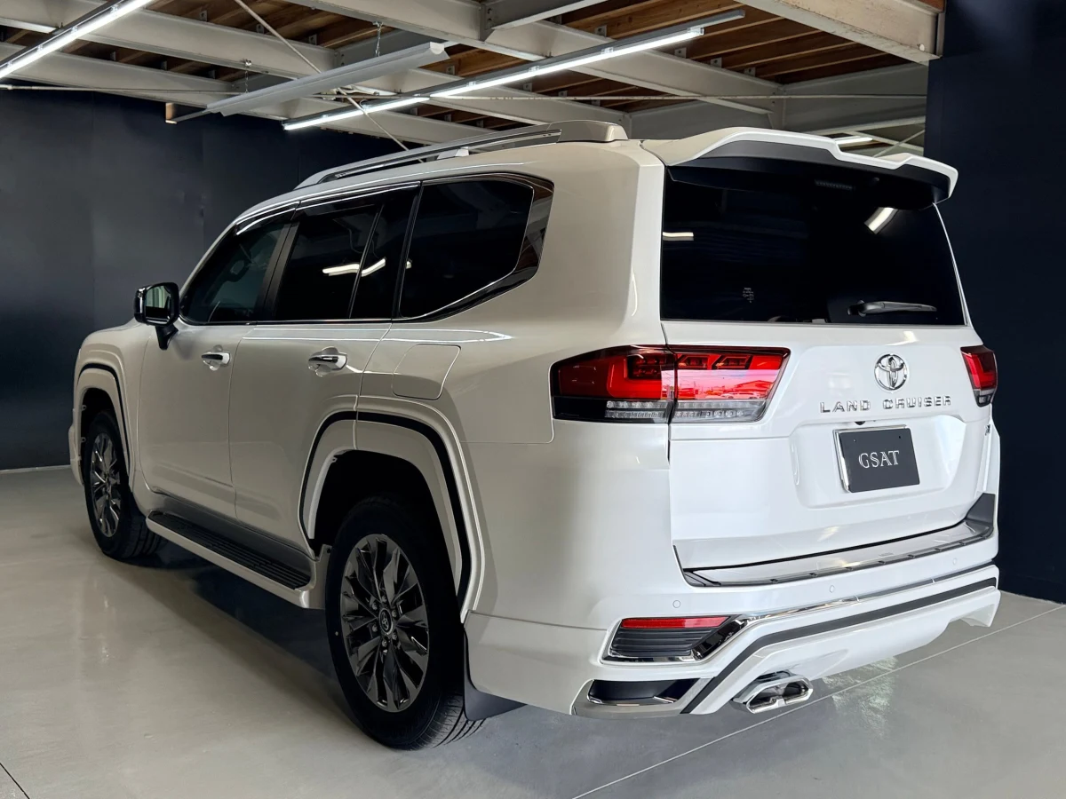 2026 Toyota Land Cruiser LC300 ZX 4WD for Sale | Export from Japan