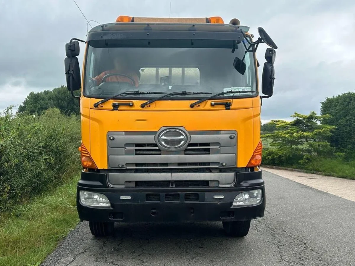 2005 Hino 700 Series FM700 6x4 Concrete Mixer Truck