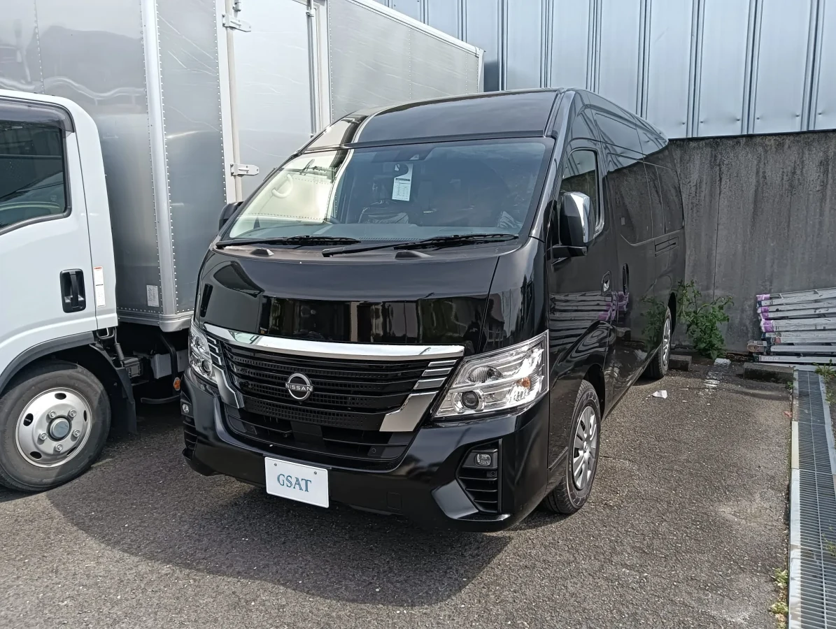 2025 Nissan Caravan 2.5L Gasoline 14 seater for export from Japan
