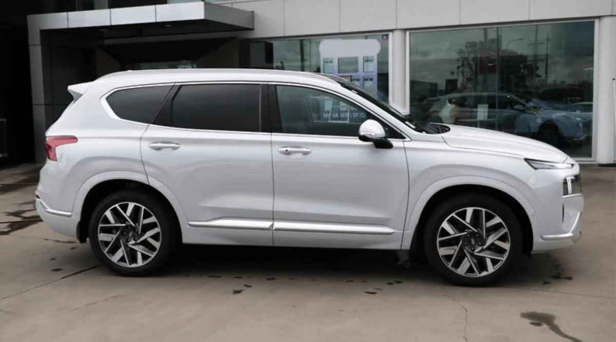 2025 Hyundai Santa Fe Highlander Auto (No-480723) for export from Japan