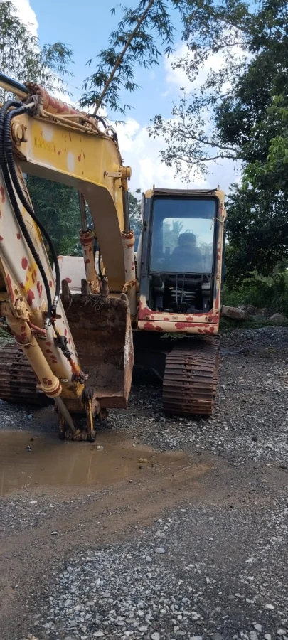 2003 Komatsu PC130-6K Excavator (No.J0922) for export from Japan