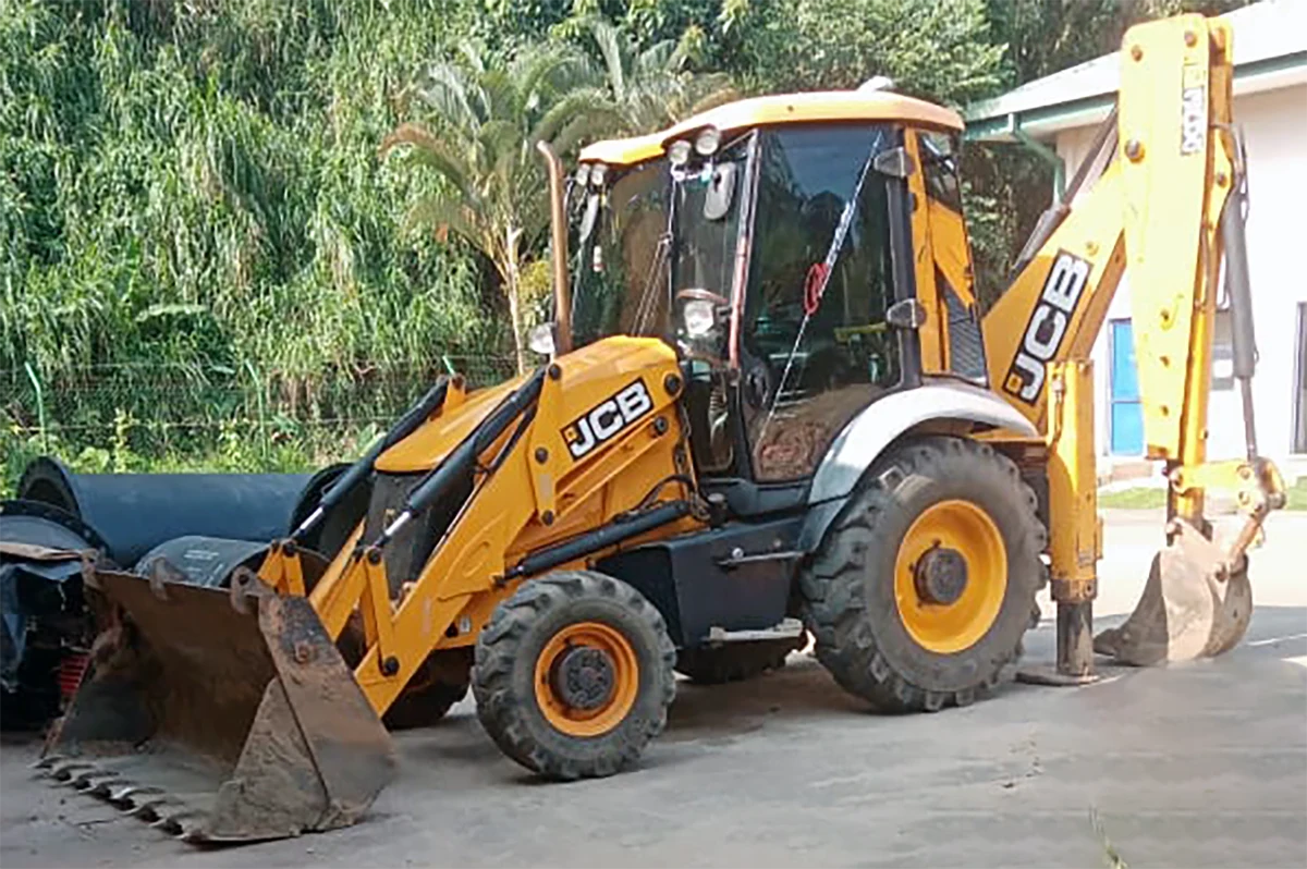 JCB 3CX BACKHOE LOADER (No.J0881) for export from Japan