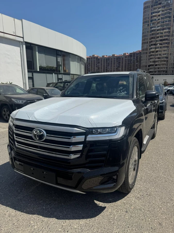 2026 Toyota Land Cruiser 300 ZX 3.5L Performance Hybrid 5-Seater | LHD for export from Japan