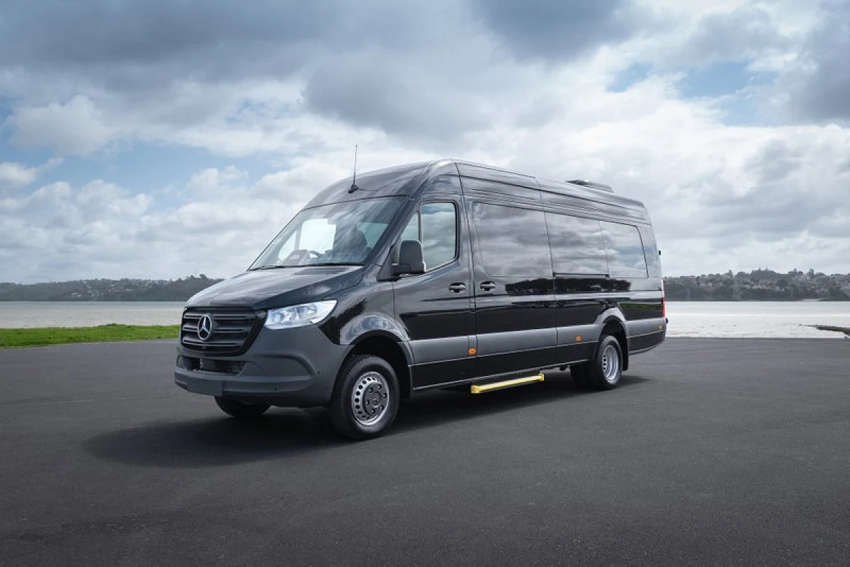 2026 Mercedes-Benz Sprinter 519 ELWB 2.0 Diesel RWD — 2 Seats for export from Japan