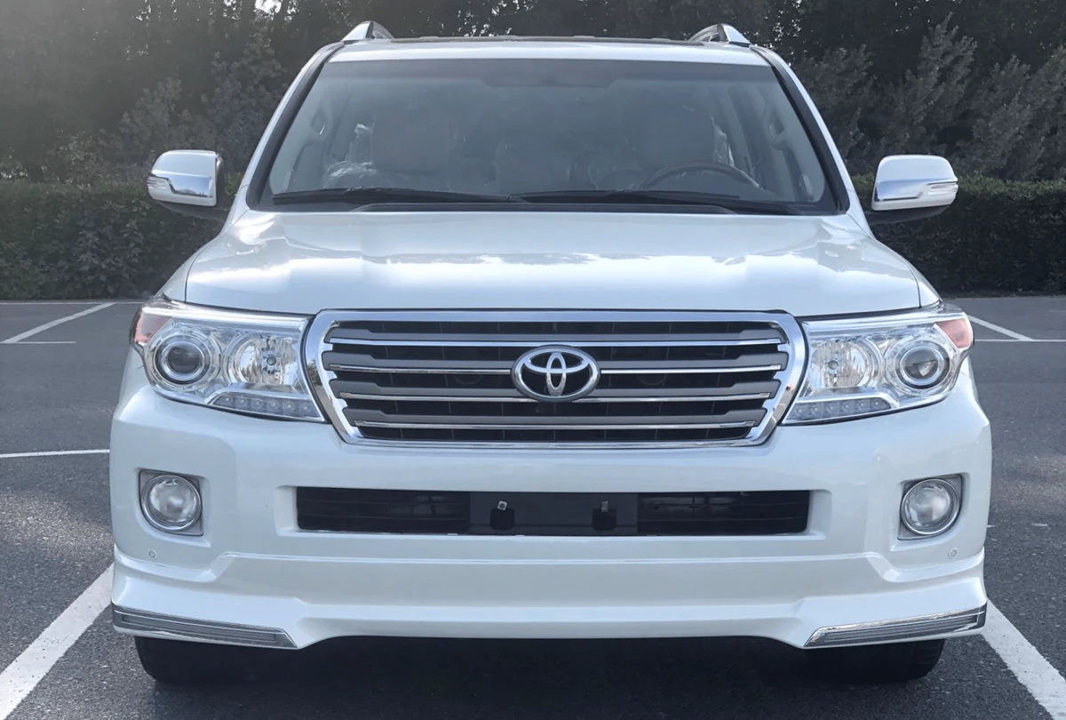Toyota Land Cruiser VXR V8 2015 (NO-830713) for export from Japan