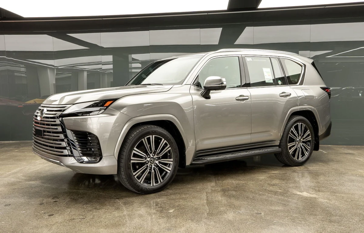 2025 Lexus LX600 LEXUS SIGNATURE EDITION 7 Seats(No.830807) for export from Japan