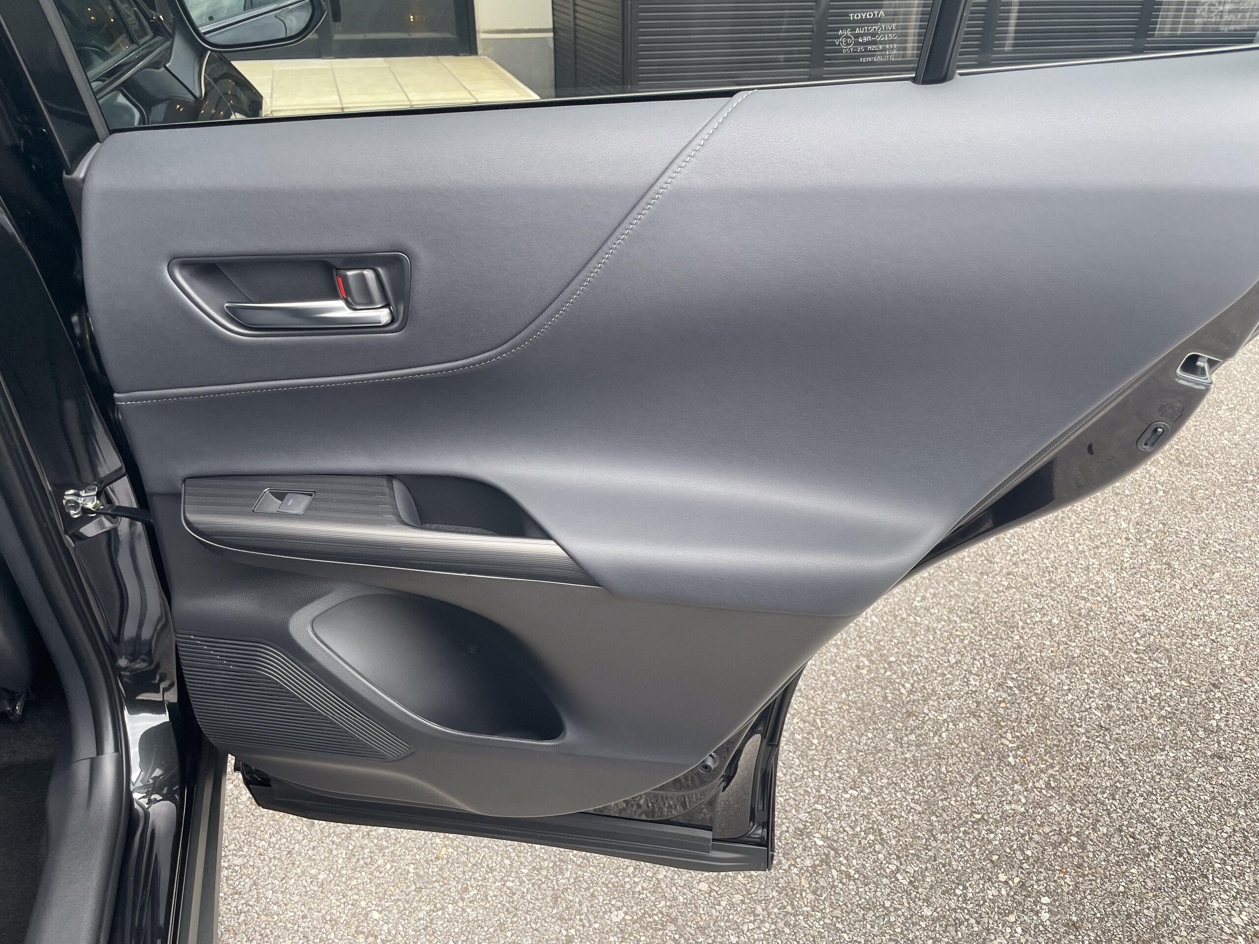 2026 Toyota Harrier 2.5 Hybrid Z Leather Package Nightshade for export from Japan