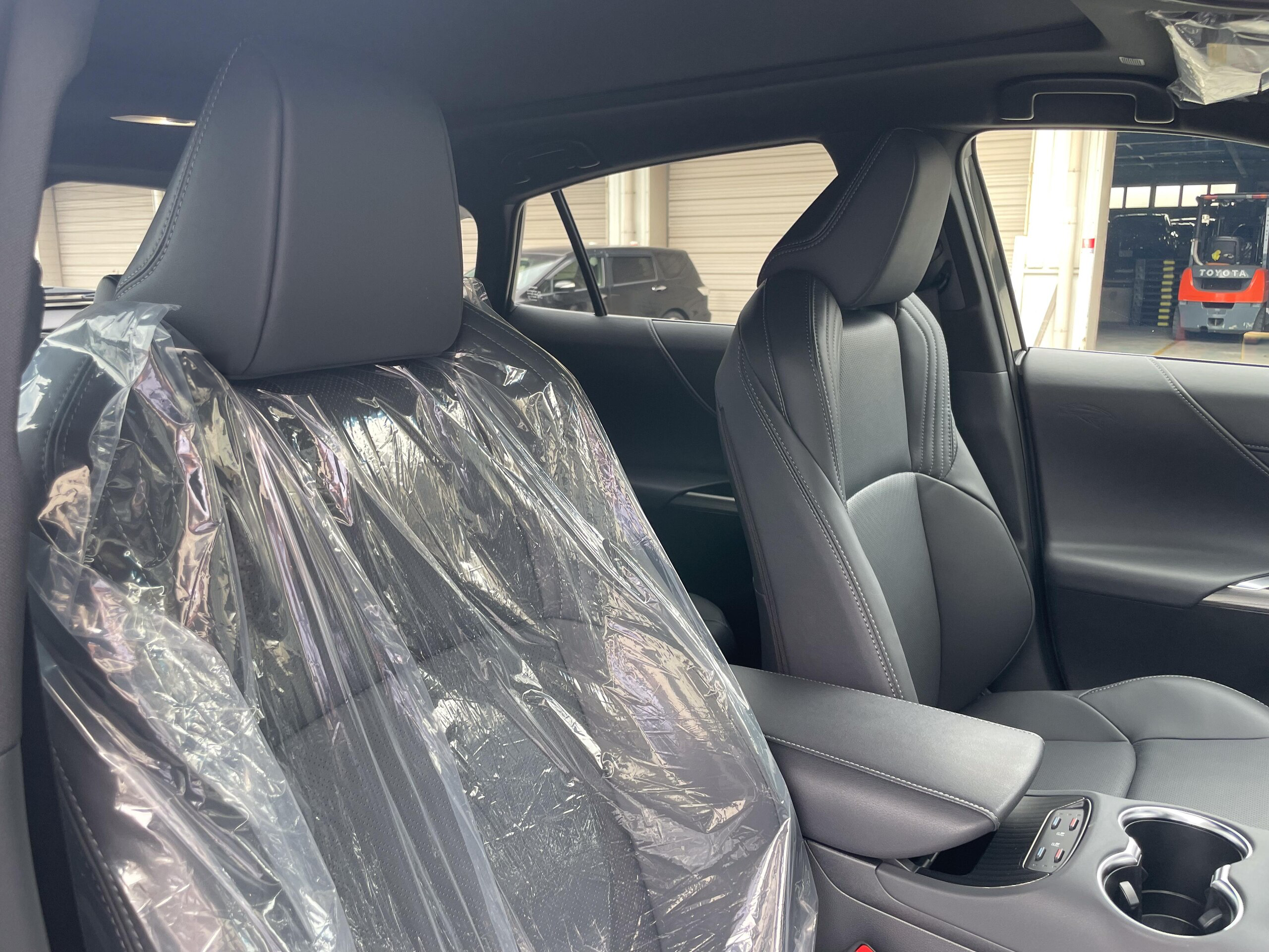 2026 Toyota Harrier 2.5 Hybrid Z Leather Package Nightshade for export from Japan