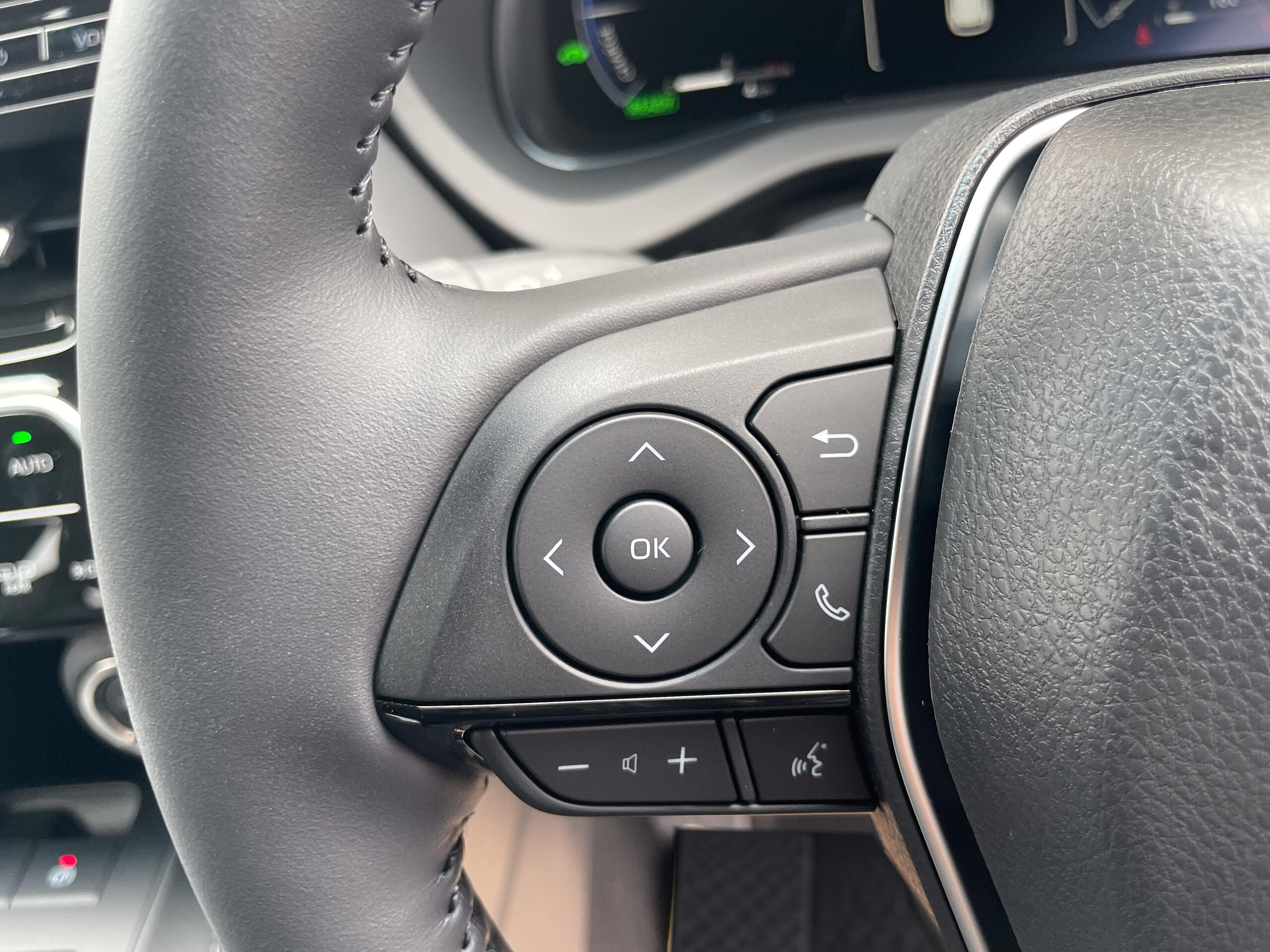 2026 Toyota Harrier 2.5 Hybrid Z Leather Package Nightshade for export from Japan