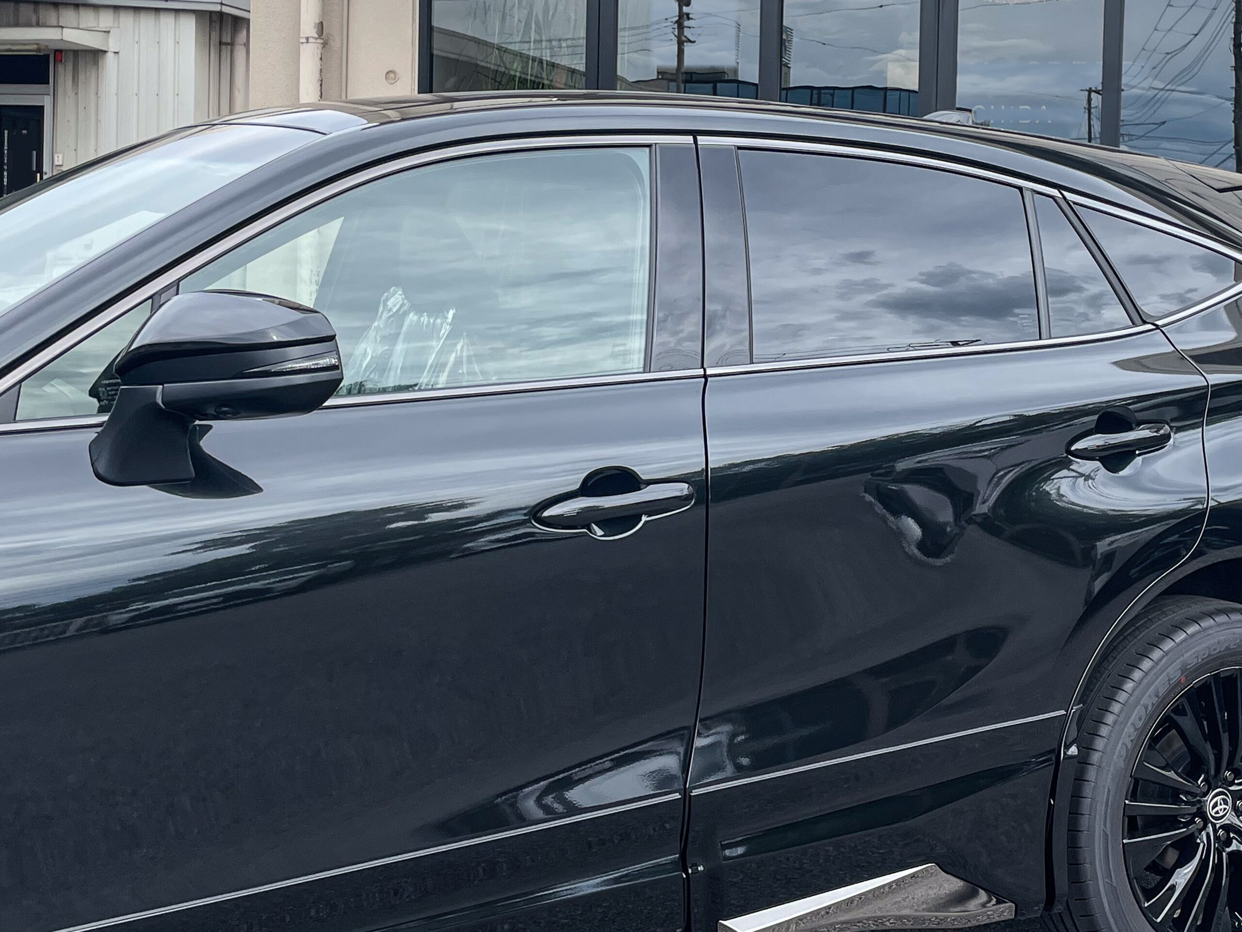 2026 Toyota Harrier 2.5 Hybrid Z Leather Package Nightshade for export from Japan