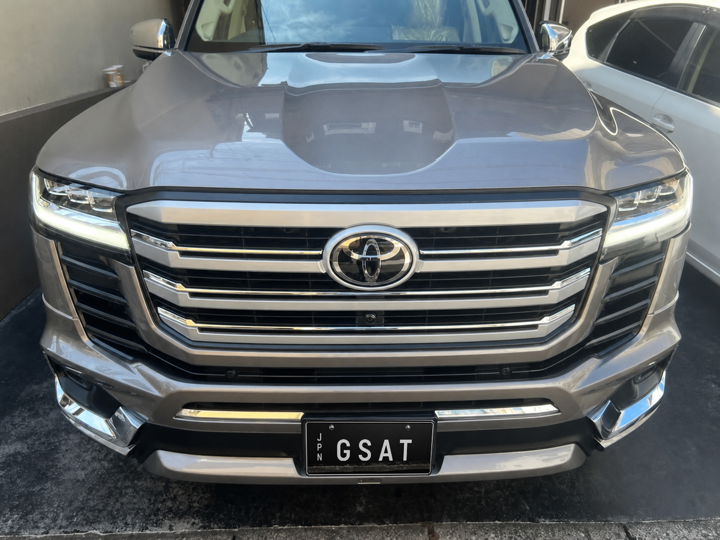 2025 Toyota Land Cruiser 300 ZX Modelista 3.5L Twin-Turbo 4WD for export from Japan