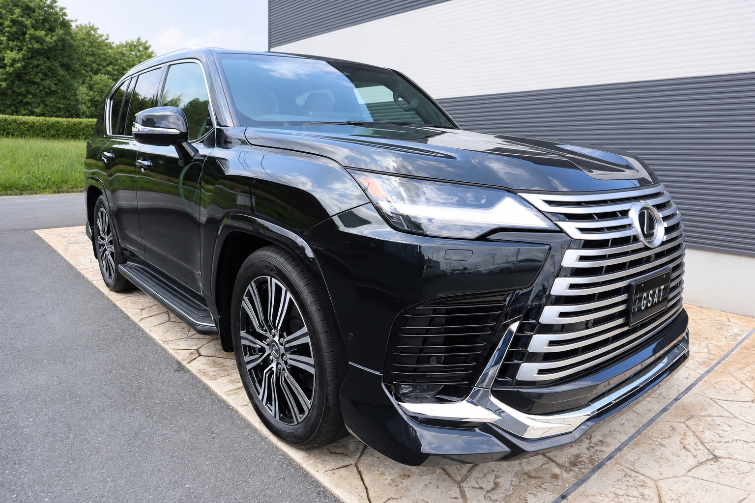 2026 Lexus Lx700H 700h 4WD Modellista for export from Japan