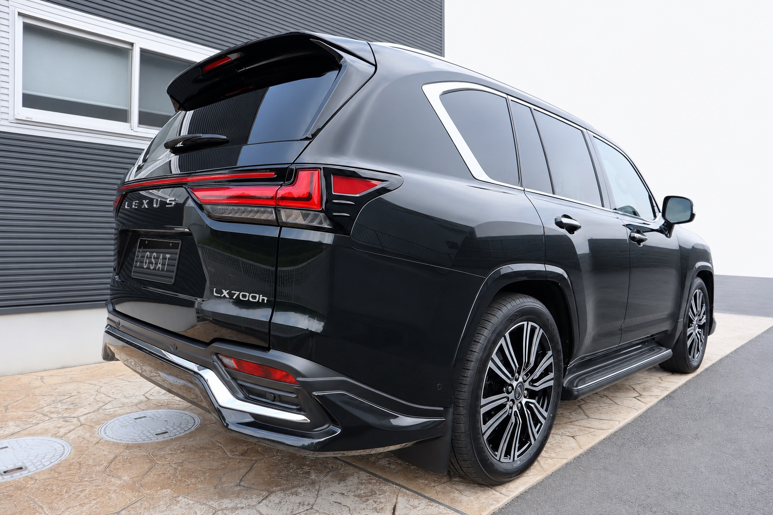 2026 Lexus LX 700h 4WD / Modellista, Mark Levinson & Rear Entertainment JDM for export from Japan