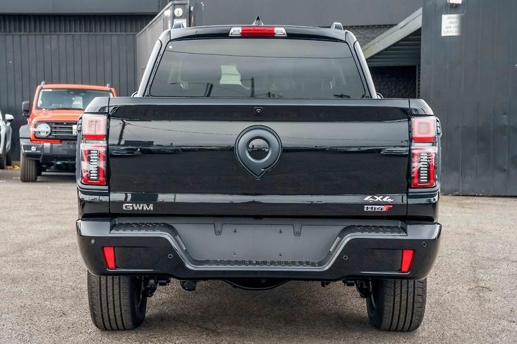 2026 GWM Cannon Alpha Lux Hi4-T PHEV 2.0L Turbo 4x4 for export from Japan