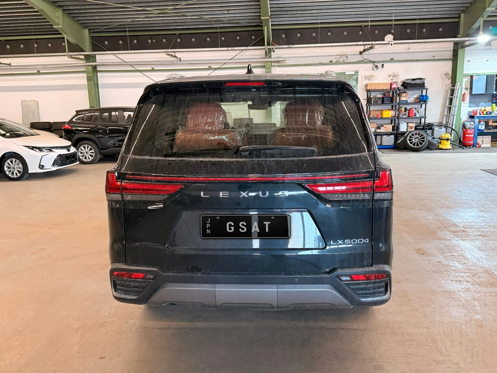 2026 Lexus LX 500d VIP 4-Seater / 3.3L Twin-Turbo Diesel AWD for export from Japan
