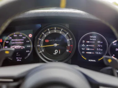 2025 Porsche 911 GT3 RS Coupe (No.114990) for export from Japan