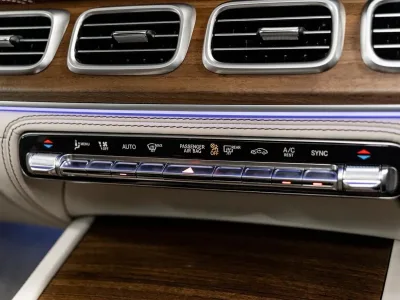 2023 Mercedes-Benz GLS600 Maybach 4MATIC for export from Japan