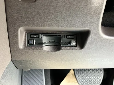 2025 Toyota Alphard Plug-in Hybrid Executive Lounge E-Four 4WD for export from Japan