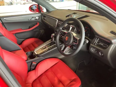 2020 Porsche Macan GTS (2.9-liter twin-turbo V6 engine) (No.J0610) for export from Japan