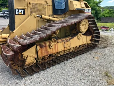  CATERPILLAR D5H BULLDOZER