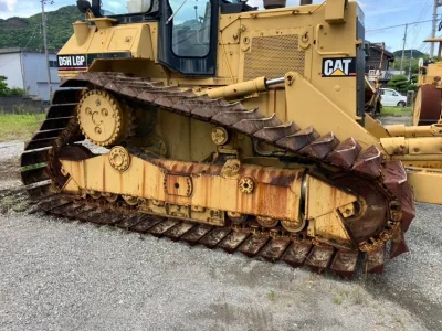  CATERPILLAR D5H BULLDOZER
