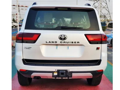 2022 Toyota Land Cruiser 300 GR Sport 4x4 (No.680581)