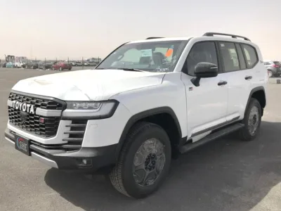 2022 Toyota Land Cruiser 300 GR Sport 4x4 (No.680581)