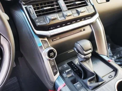 2022 Toyota Land Cruiser 300 GR Sport 4x4 (No.680581)