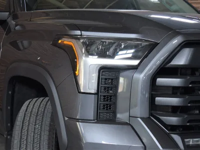 2022 US Toyota Tundra Crew Max SR5 L 4WD 3.5L Turbo Engine (Magnetic Gray) (No.J0575)