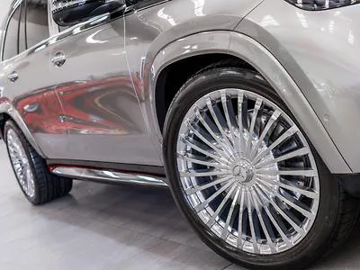 2024 MERCEDES-MAYBACH GLS600 4MATIC | ULTRA LUXURY SUV for export from Japan