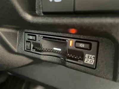2026 Toyota Hiace Commuter GL 14-Seater 2.8L Diesel Auto for export from Japan