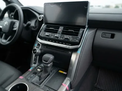 2026 Toyota Land Cruiser 300 ZX 3.5L V6 Petrol 5-Seater for export from Japan