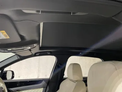 2022 Bentley Bentayga V8 4WD (No.J0589) for export from Japan