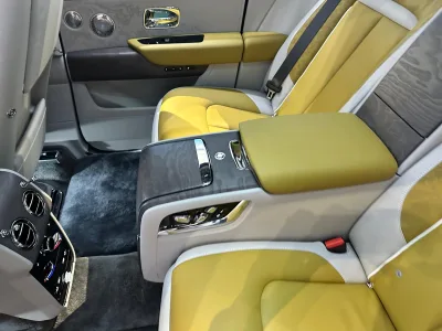 2025 Rolls-Royce Cullinan Series II: A New Era of Luxury (No.J01006) for export from Japan
