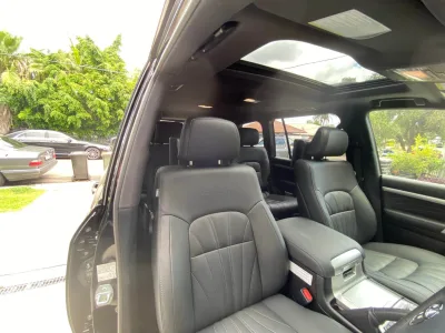 2021 Toyota Landcruiser Sahara LC200 Horizon (No.480518) for export from Japan