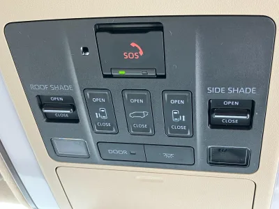 2025 Toyota Alphard Plug-in Hybrid Executive Lounge E-Four 4WD for export from Japan