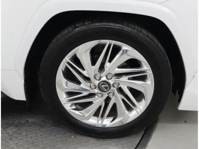 2023 Lexus LX600 EXECUTIVE Sonic Quartz 4 Seater for export from Japan