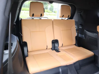2026 Lexus LX 700h 4WD / Modellista, Mark Levinson & Rear Entertainment JDM for export from Japan
