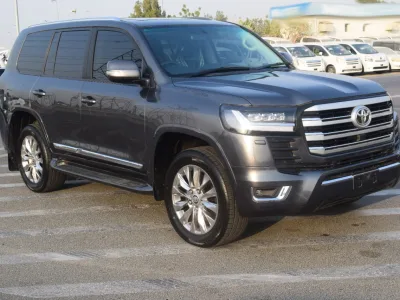 2016 Toyota LandCruiser full option 4.4L 7 seater (No. 830479) for export from Japan
